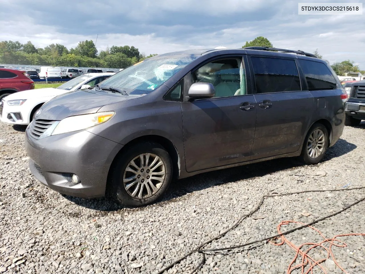 2012 Toyota Sienna Xle VIN: 5TDYK3DC3CS215618 Lot: 68380674