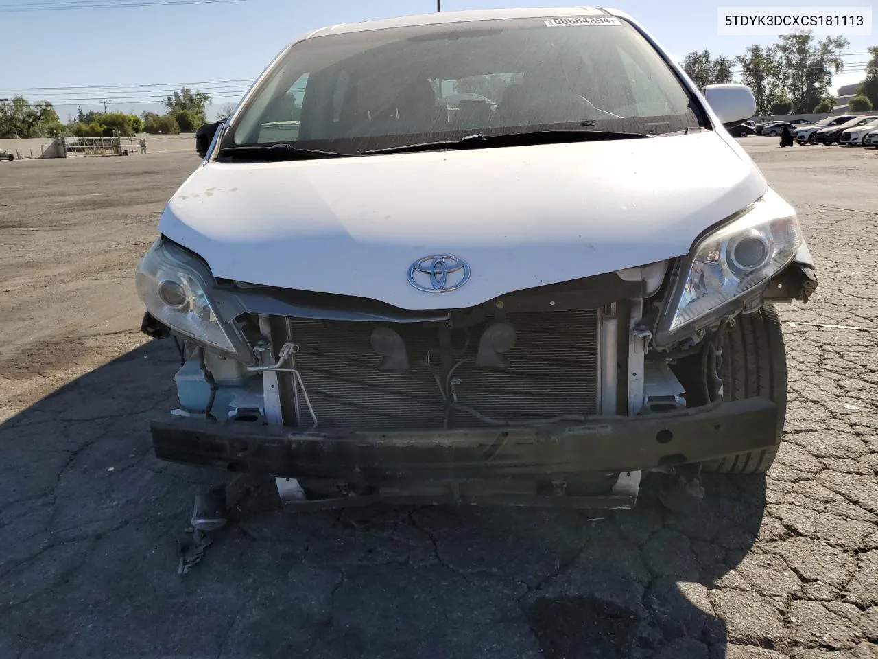 5TDYK3DCXCS181113 2012 Toyota Sienna Xle