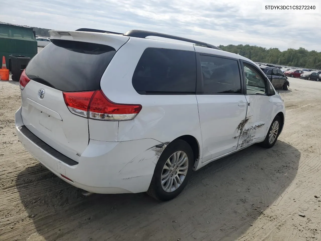 5TDYK3DC1CS272240 2012 Toyota Sienna Xle