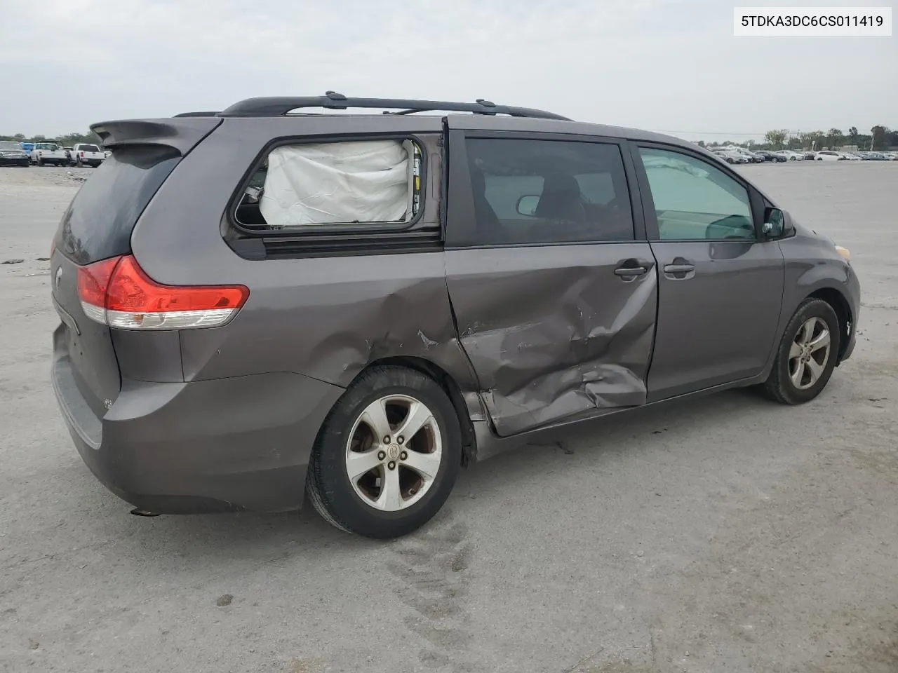 5TDKA3DC6CS011419 2012 Toyota Sienna Base