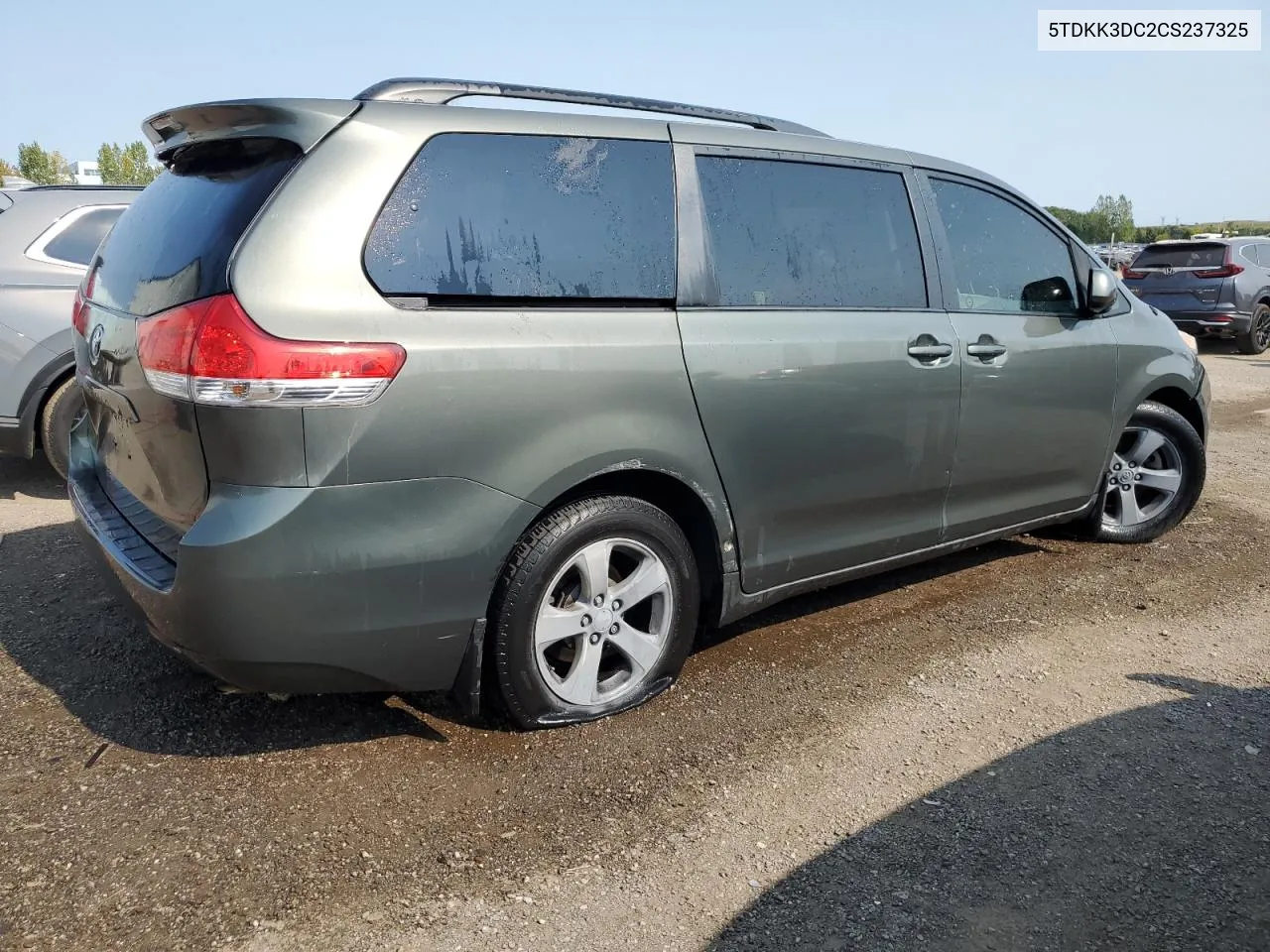 2012 Toyota Sienna Le VIN: 5TDKK3DC2CS237325 Lot: 71353904