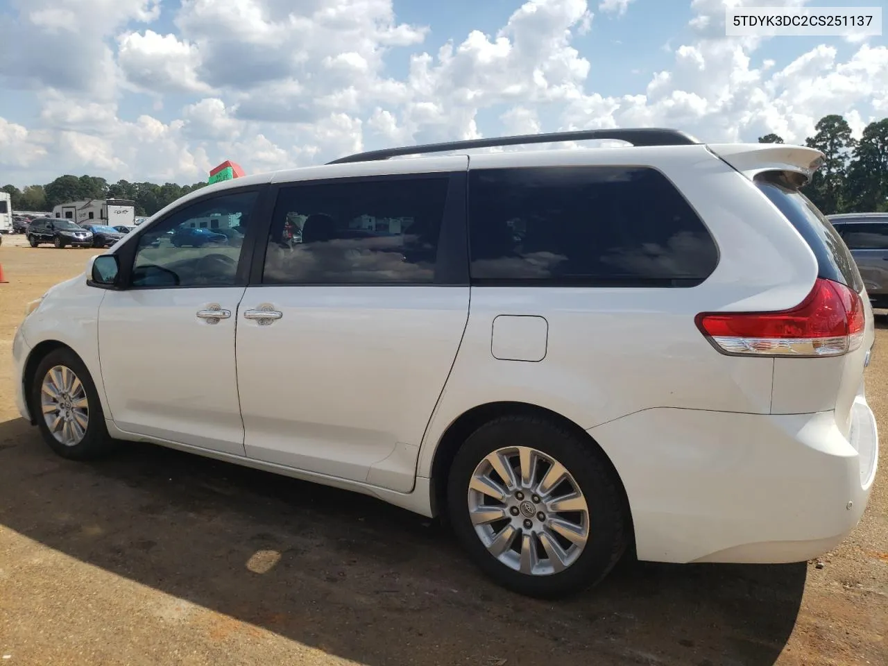 2012 Toyota Sienna Xle VIN: 5TDYK3DC2CS251137 Lot: 72385694