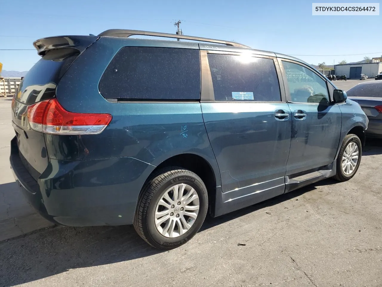 2012 Toyota Sienna Xle VIN: 5TDYK3DC4CS264472 Lot: 72973444