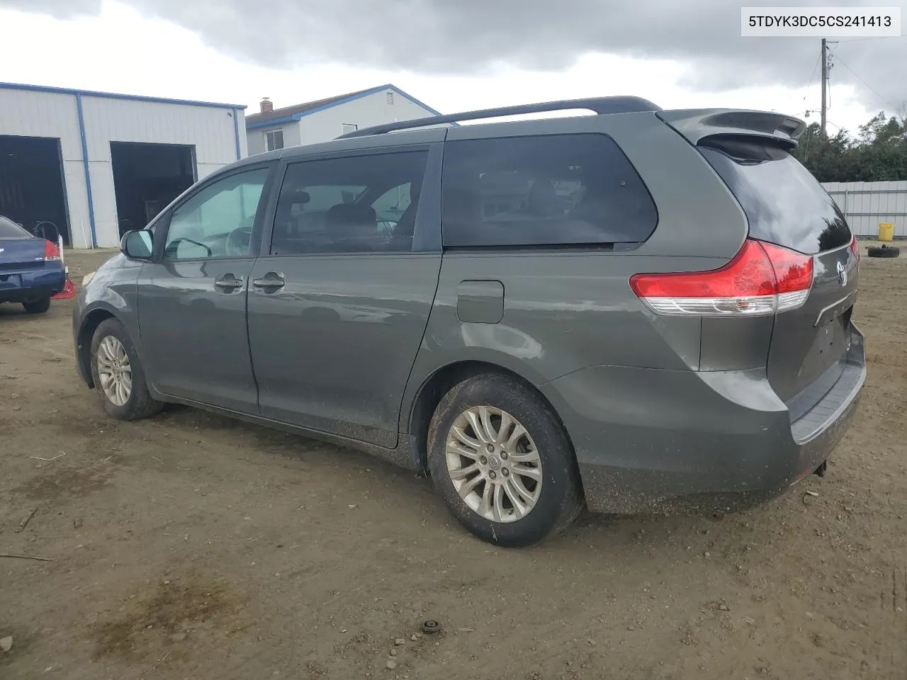 2012 Toyota Sienna Xle VIN: 5TDYK3DC5CS241413 Lot: 72989094