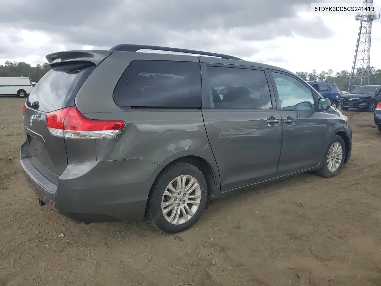 2012 Toyota Sienna Xle VIN: 5TDYK3DC5CS241413 Lot: 72989094