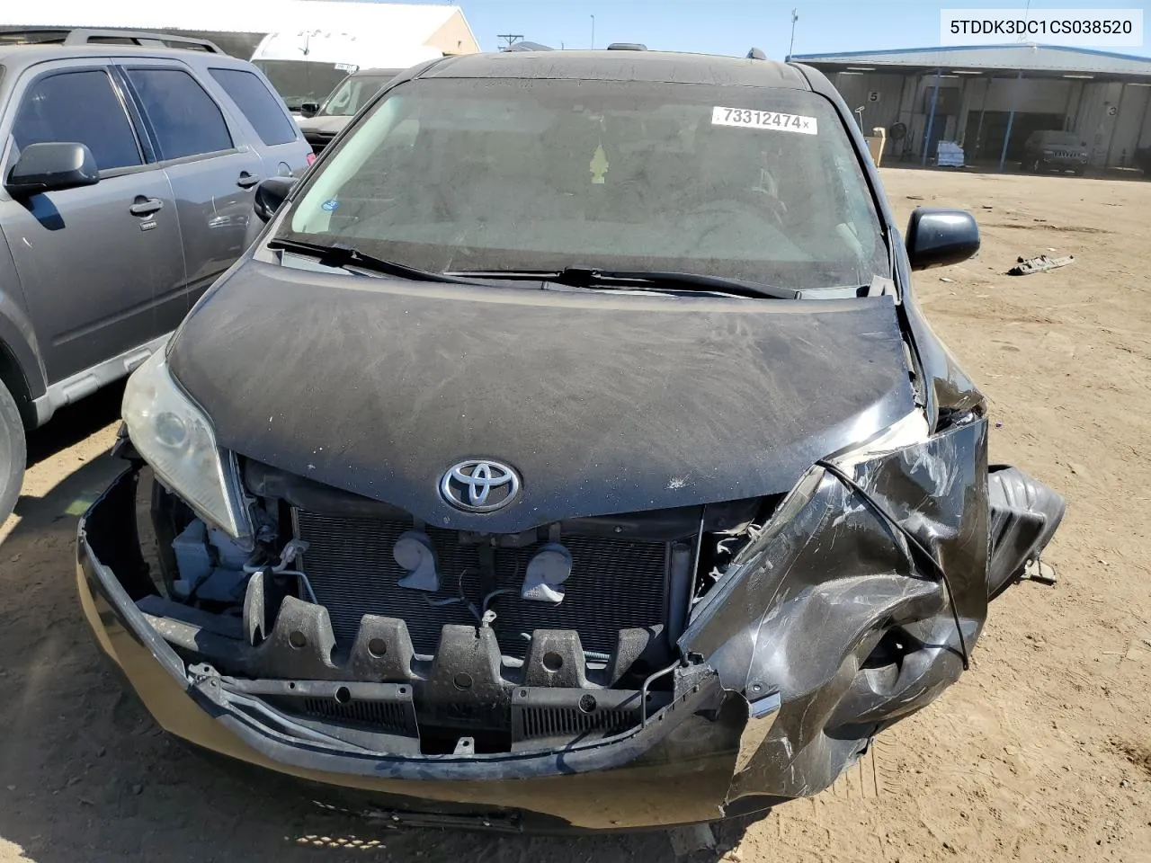 5TDDK3DC1CS038520 2012 Toyota Sienna Xle