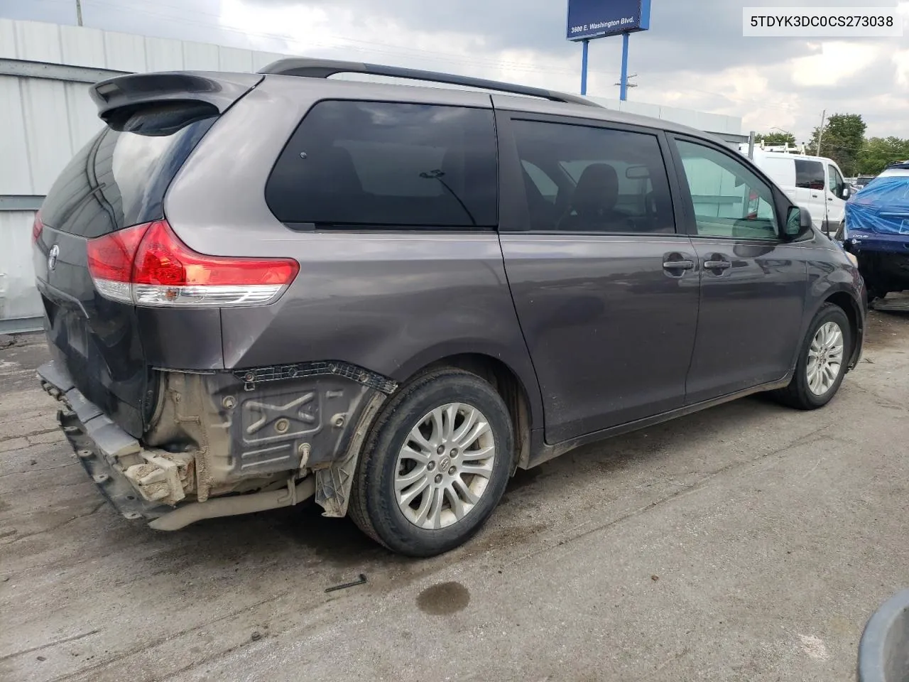 5TDYK3DC0CS273038 2012 Toyota Sienna Xle