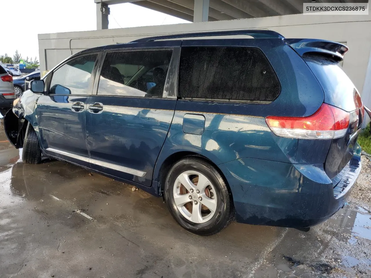 5TDKK3DCXCS236875 2012 Toyota Sienna Le