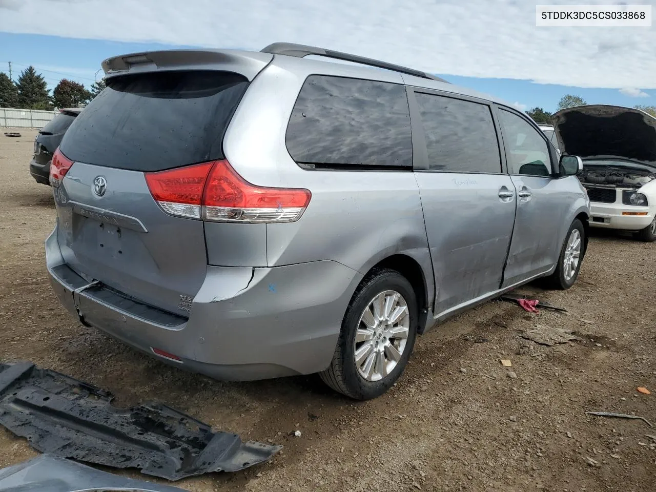 2012 Toyota Sienna Xle VIN: 5TDDK3DC5CS033868 Lot: 74727814