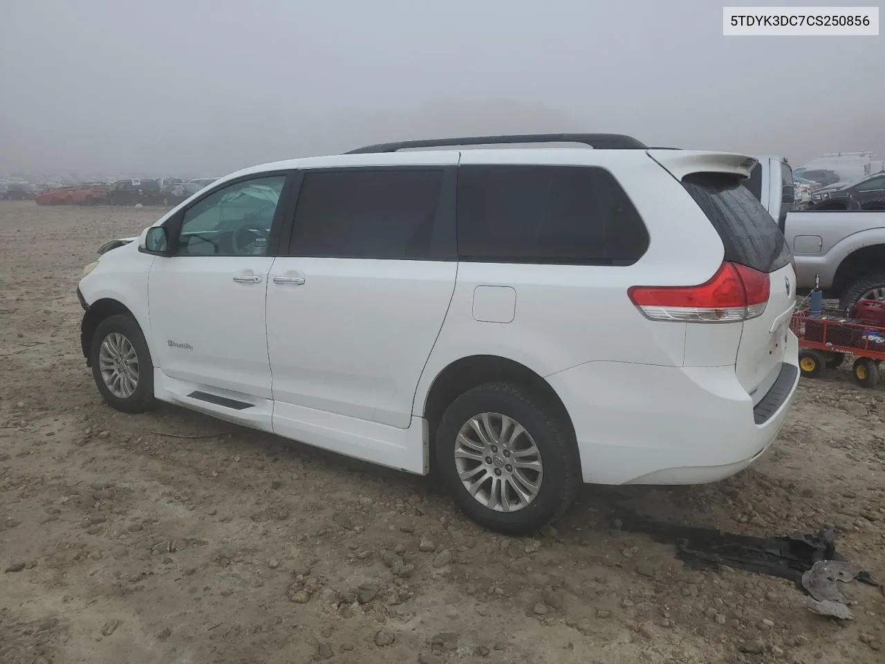 2012 Toyota Sienna Xle VIN: 5TDYK3DC7CS250856 Lot: 77305464