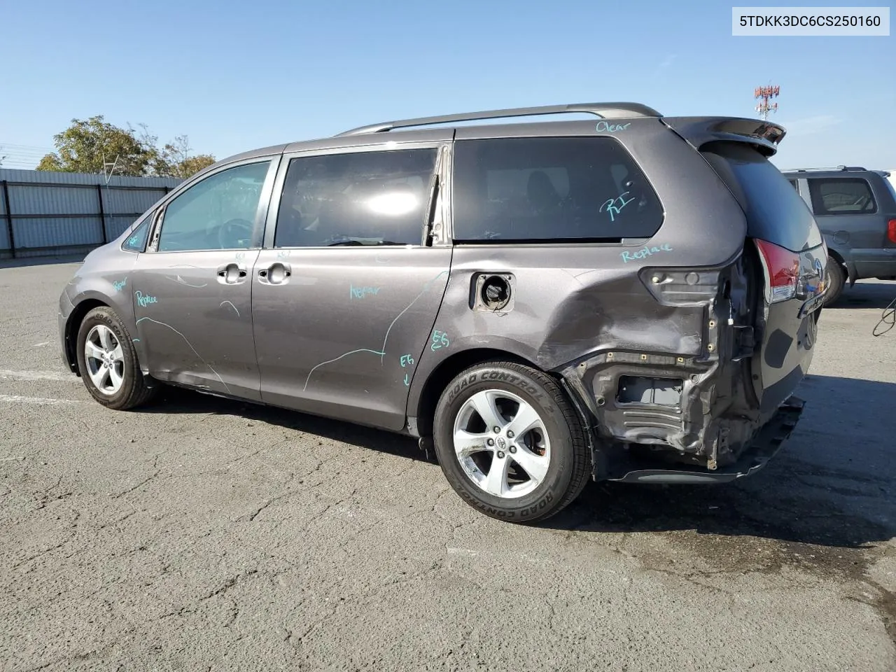 2012 Toyota Sienna Le VIN: 5TDKK3DC6CS250160 Lot: 77903004