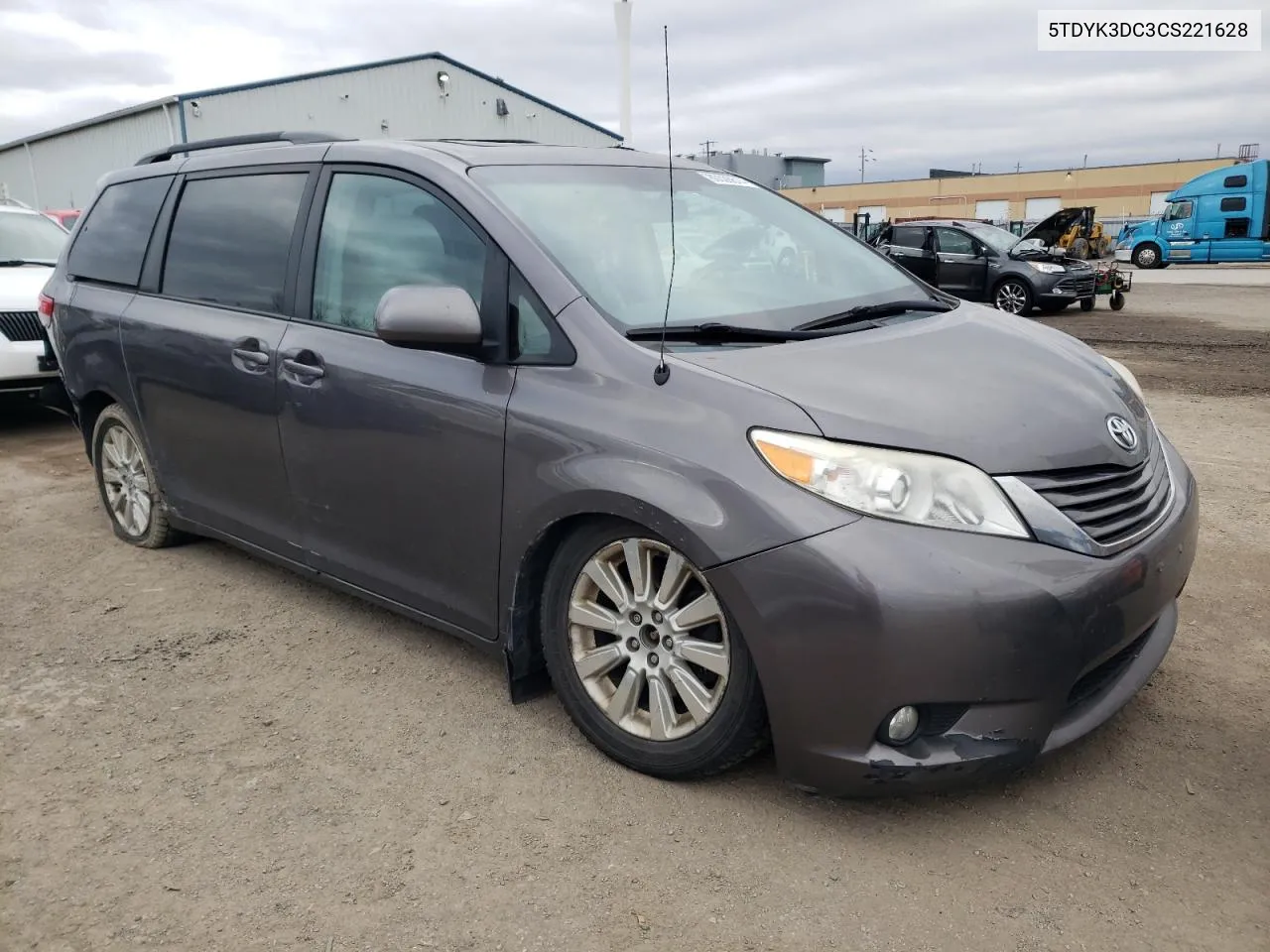 2012 Toyota Sienna Xle VIN: 5TDYK3DC3CS221628 Lot: 80028814