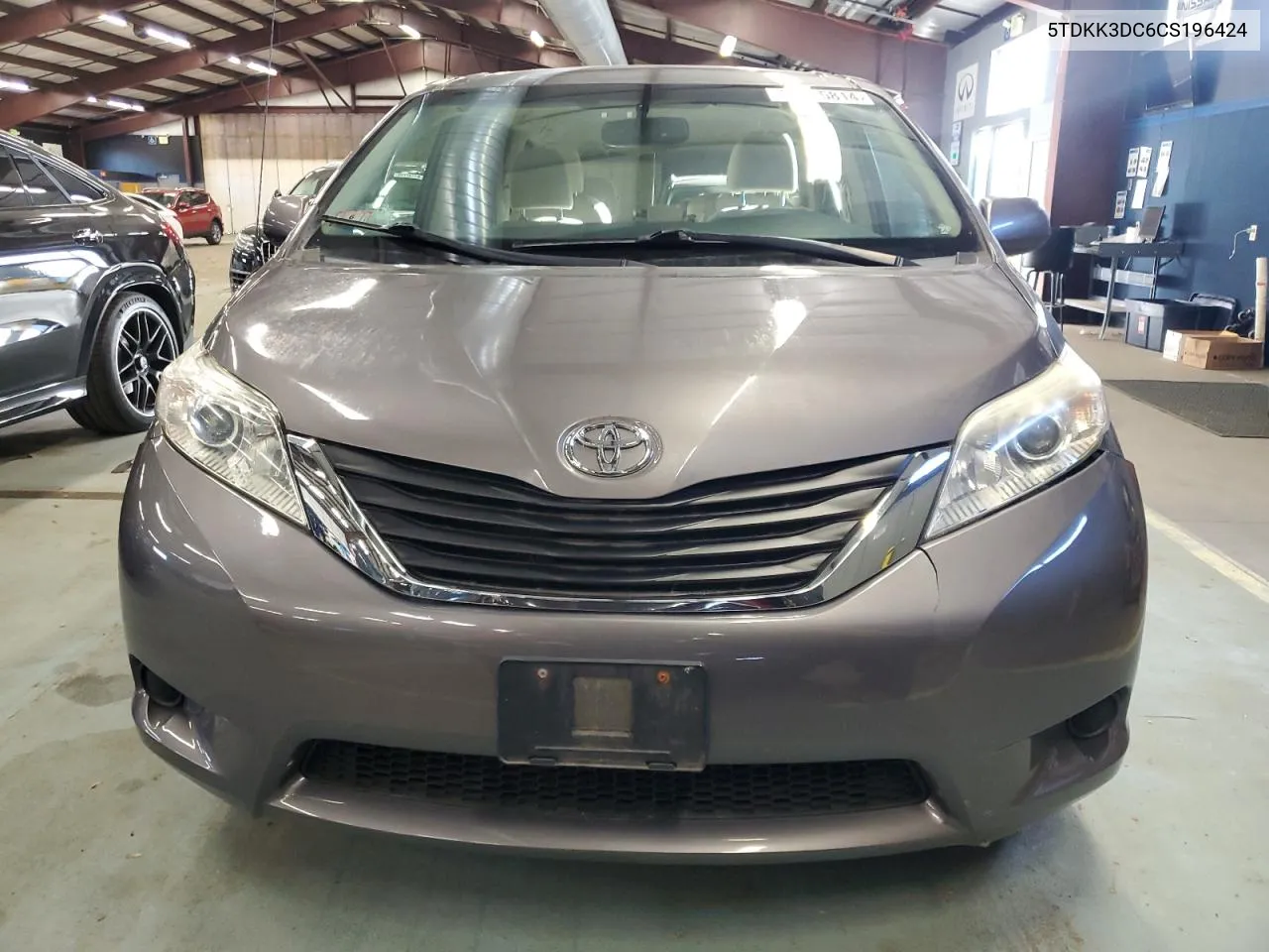 2012 Toyota Sienna Le VIN: 5TDKK3DC6CS196424 Lot: 80285814