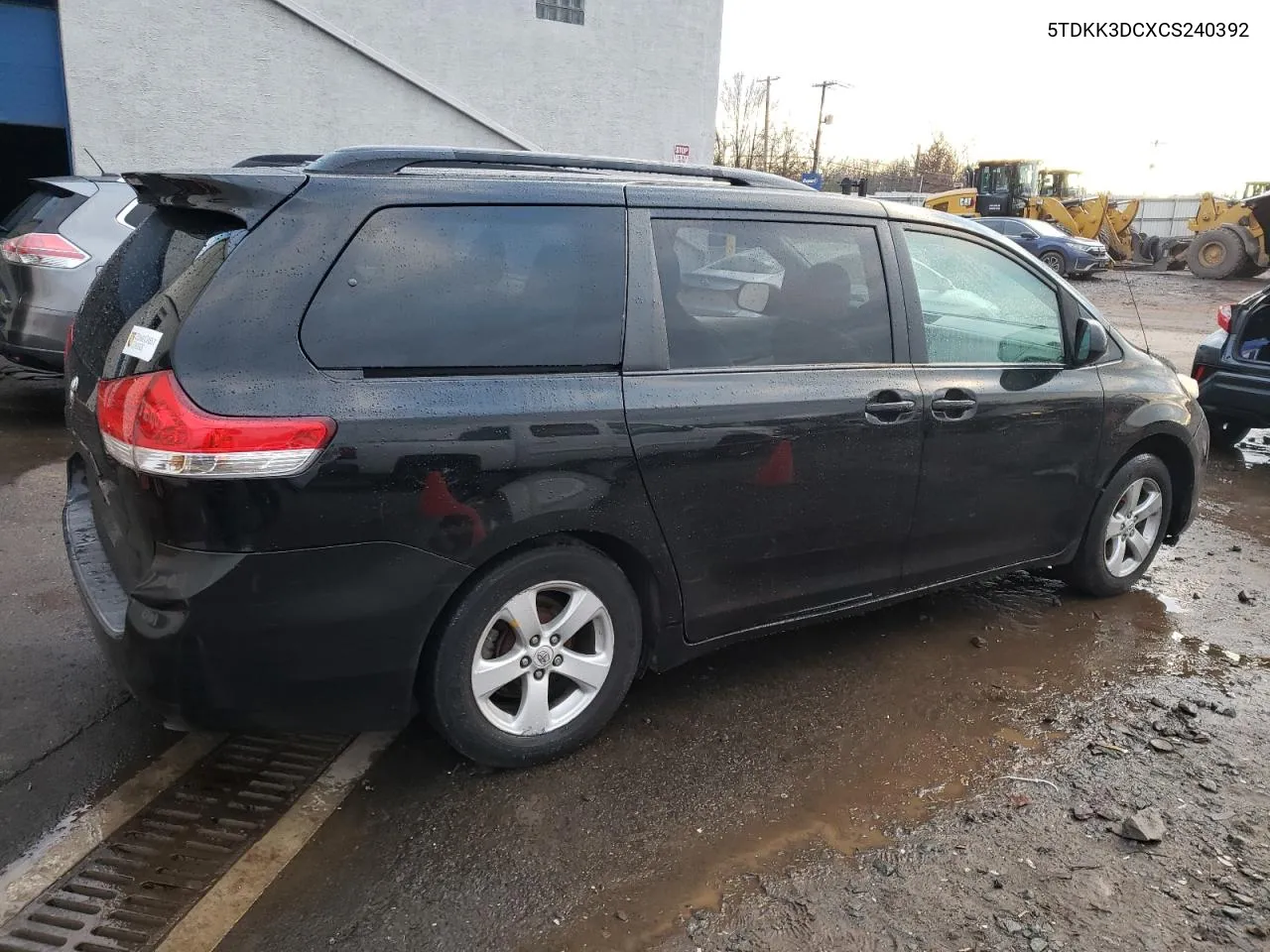 2012 Toyota Sienna Le VIN: 5TDKK3DCXCS240392 Lot: 81272733