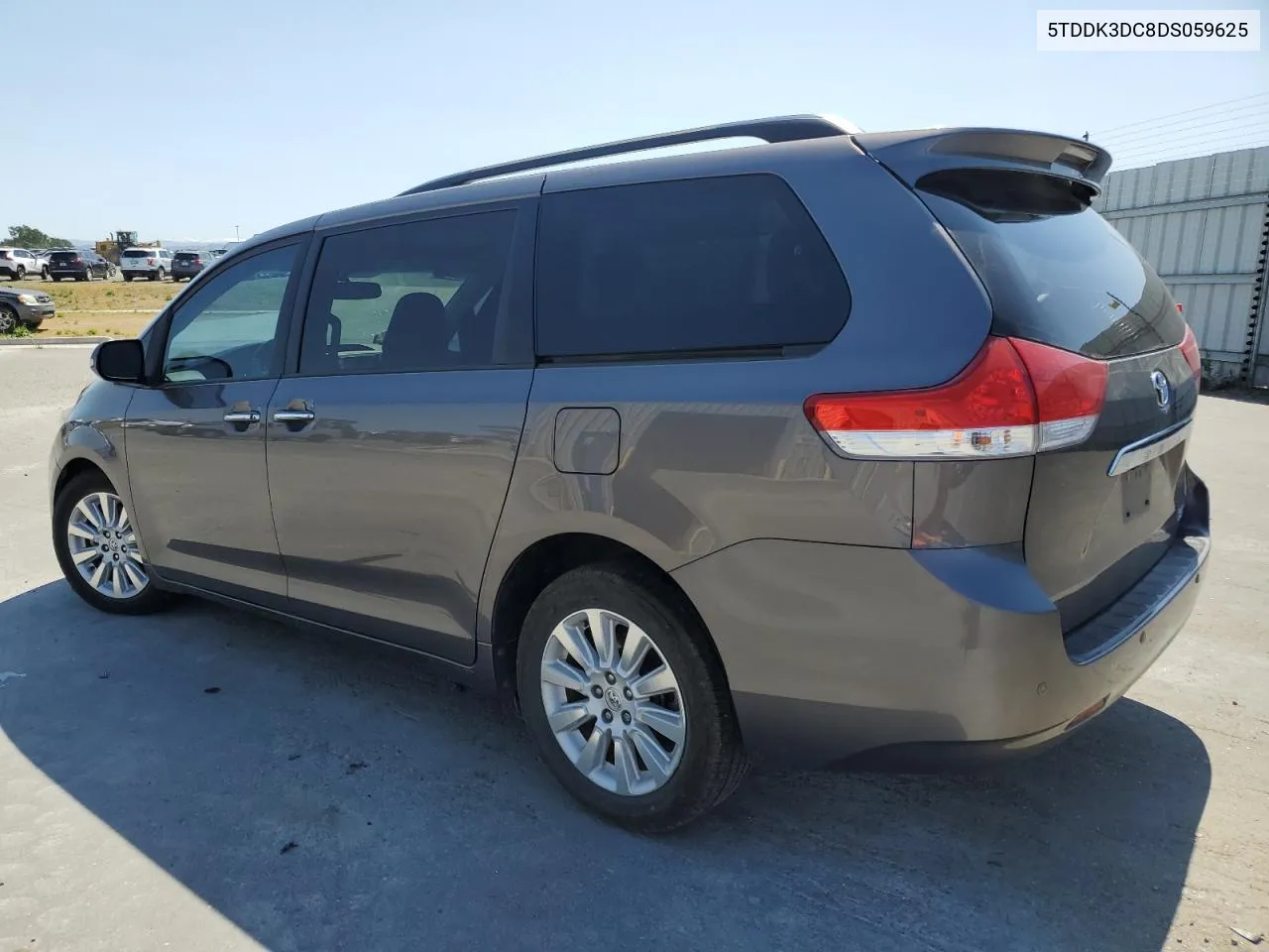 2013 Toyota Sienna Xle VIN: 5TDDK3DC8DS059625 Lot: 54021084