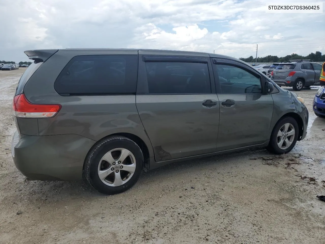 5TDZK3DC7DS360425 2013 Toyota Sienna