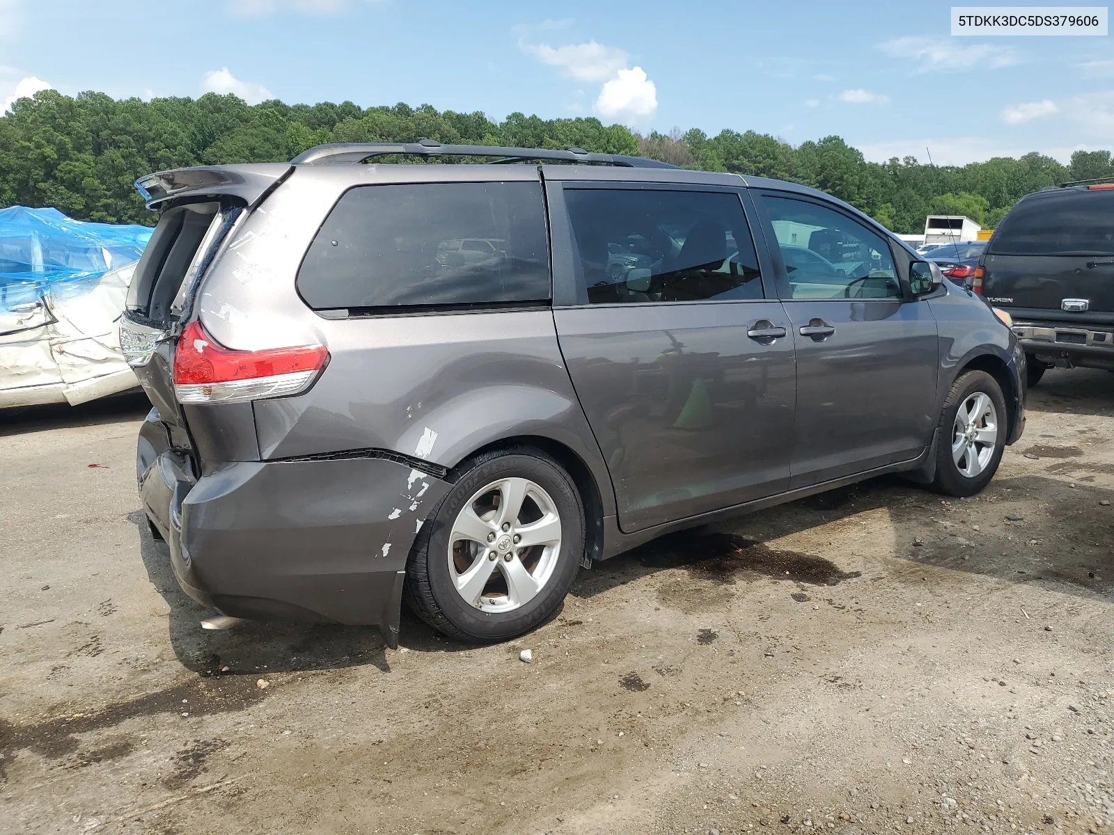 2013 Toyota Sienna Le VIN: 5TDKK3DC5DS379606 Lot: 63096834