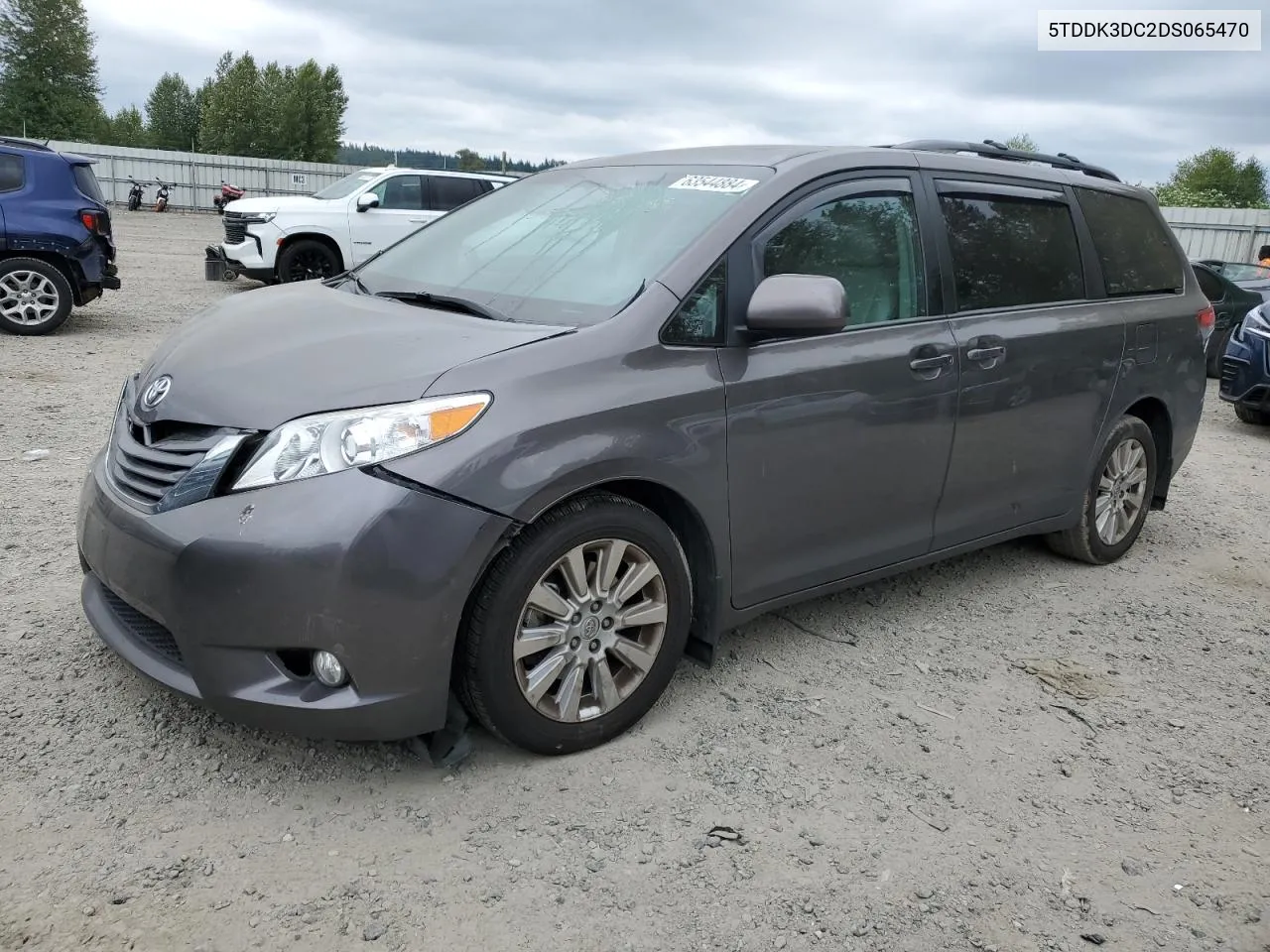 5TDDK3DC2DS065470 2013 Toyota Sienna Xle