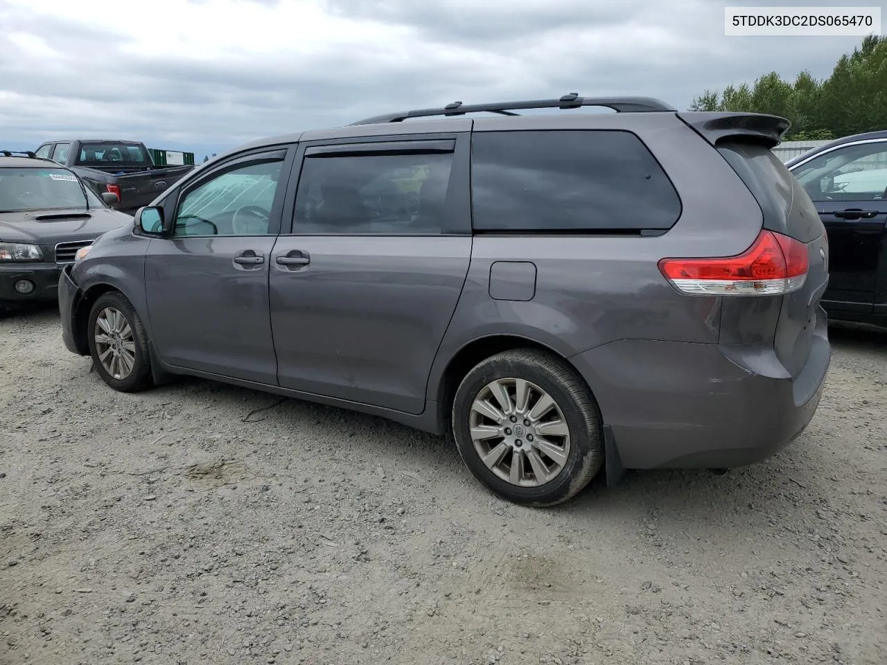 5TDDK3DC2DS065470 2013 Toyota Sienna Xle