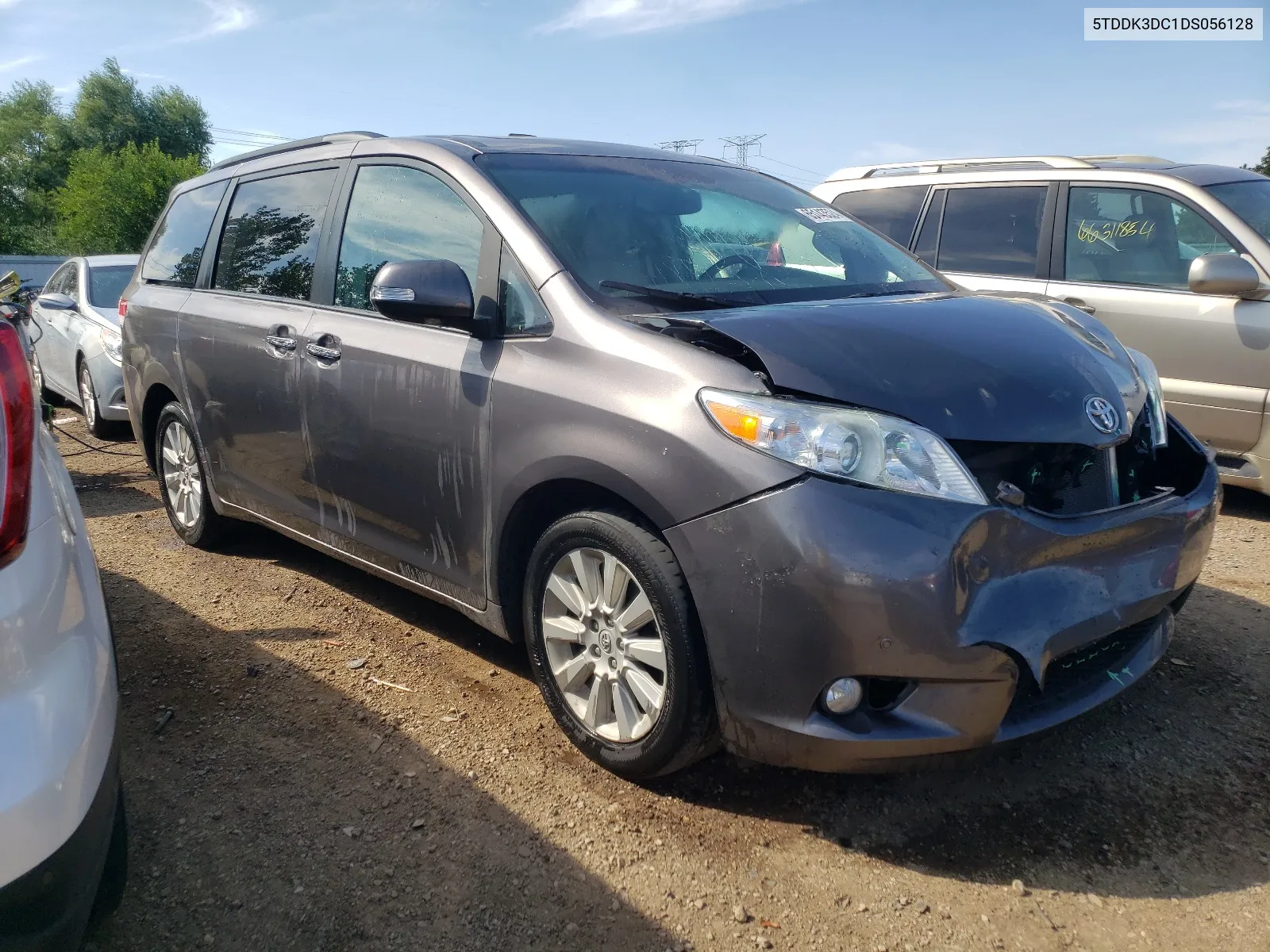 5TDDK3DC1DS056128 2013 Toyota Sienna Xle