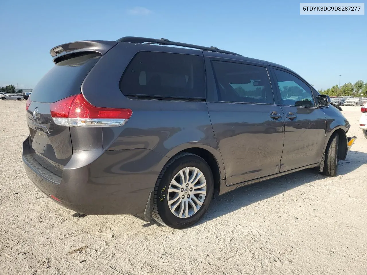 2013 Toyota Sienna Xle VIN: 5TDYK3DC9DS287277 Lot: 67470564