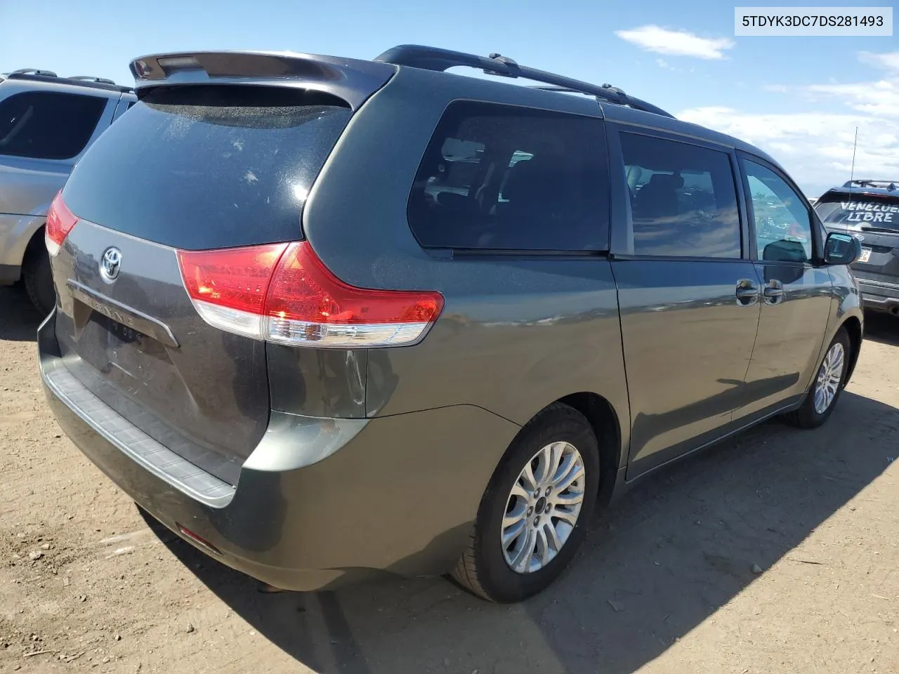 2013 Toyota Sienna Xle VIN: 5TDYK3DC7DS281493 Lot: 67658254