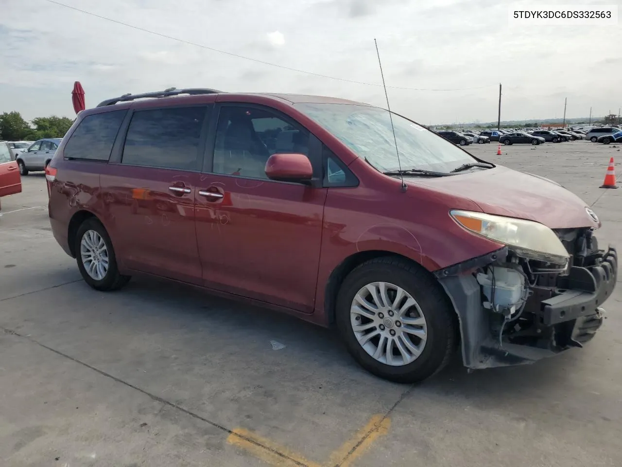 5TDYK3DC6DS332563 2013 Toyota Sienna Xle