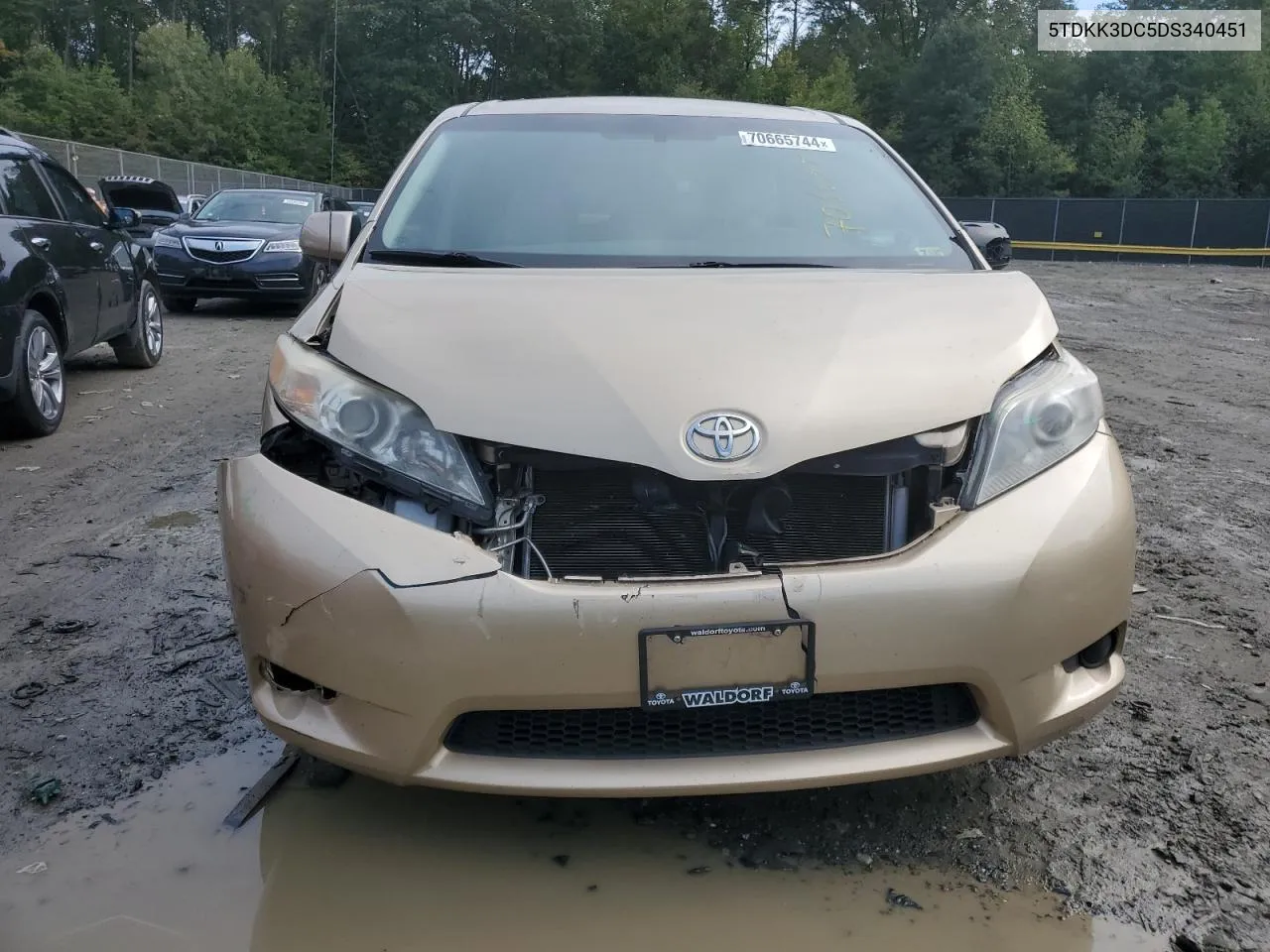 2013 Toyota Sienna Le VIN: 5TDKK3DC5DS340451 Lot: 70665744