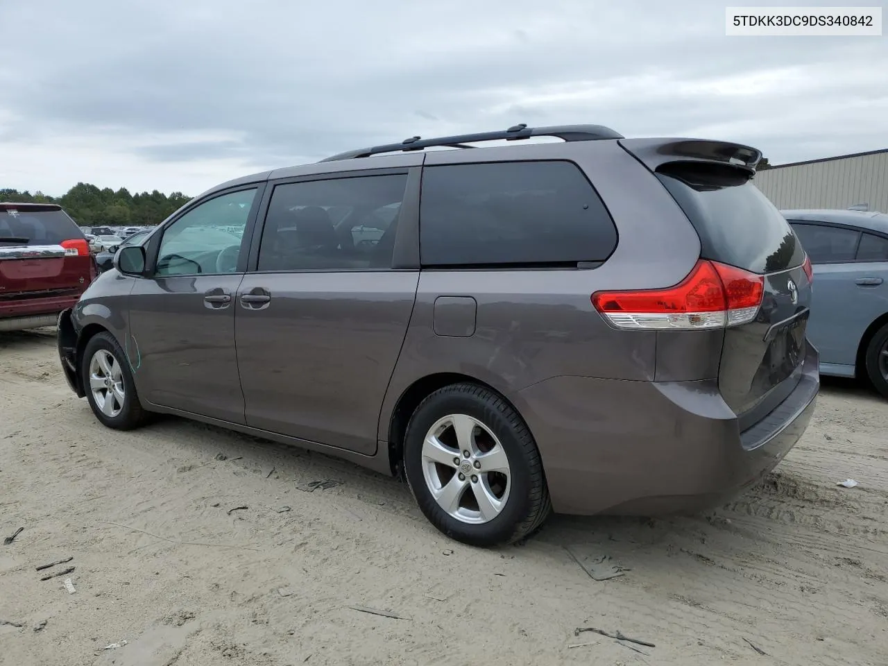 2013 Toyota Sienna Le VIN: 5TDKK3DC9DS340842 Lot: 70893094