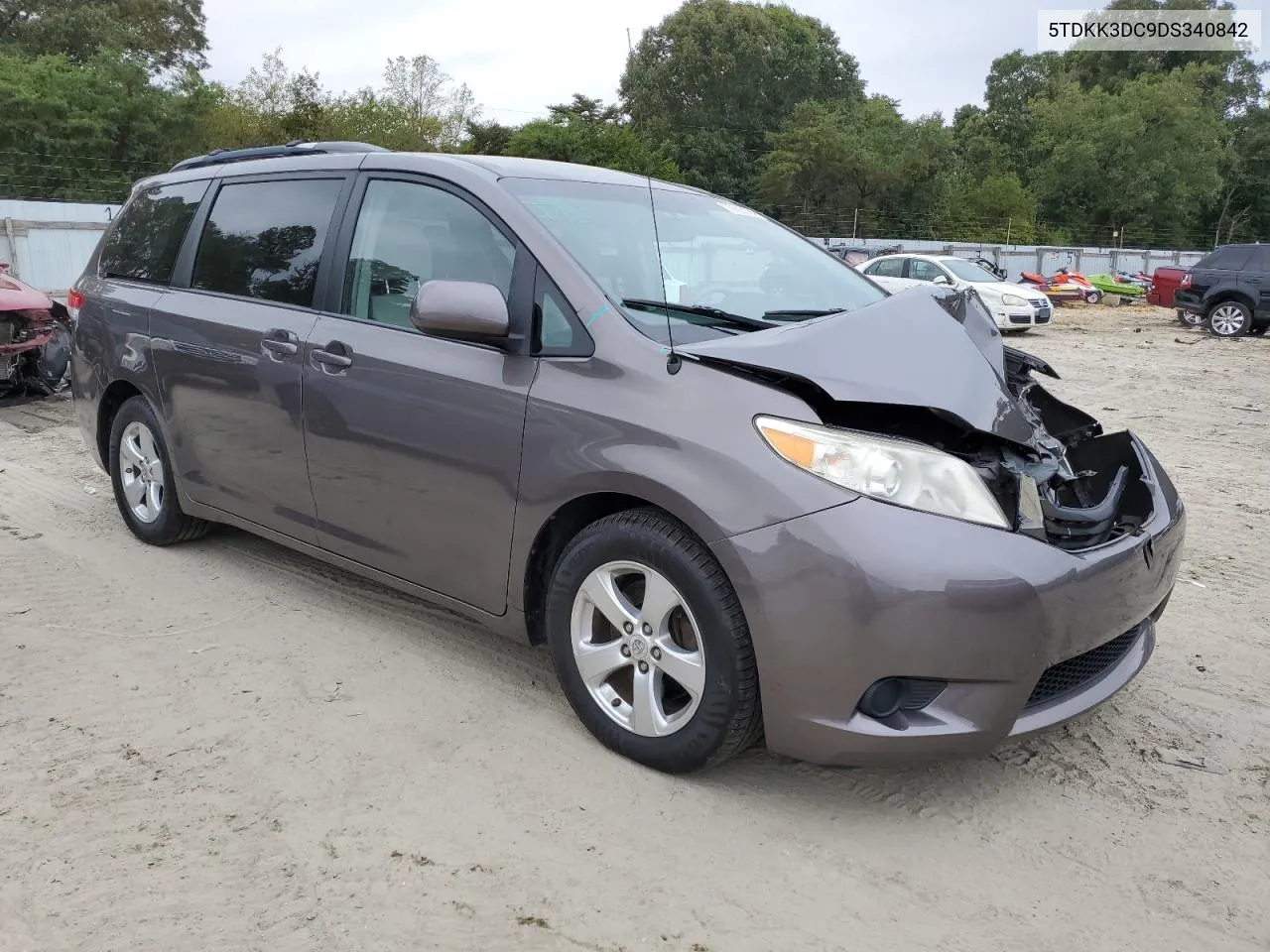 5TDKK3DC9DS340842 2013 Toyota Sienna Le