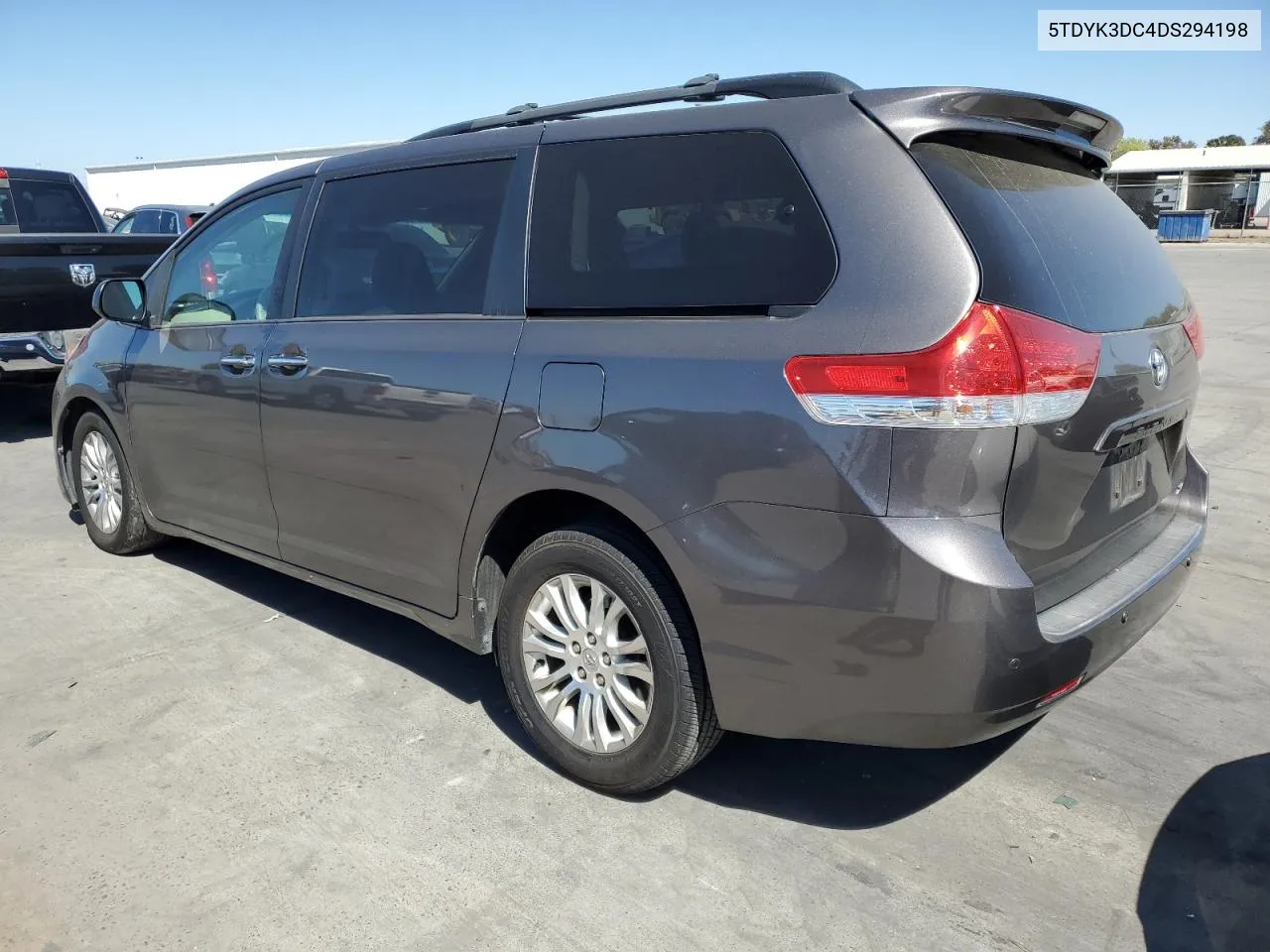 5TDYK3DC4DS294198 2013 Toyota Sienna Xle