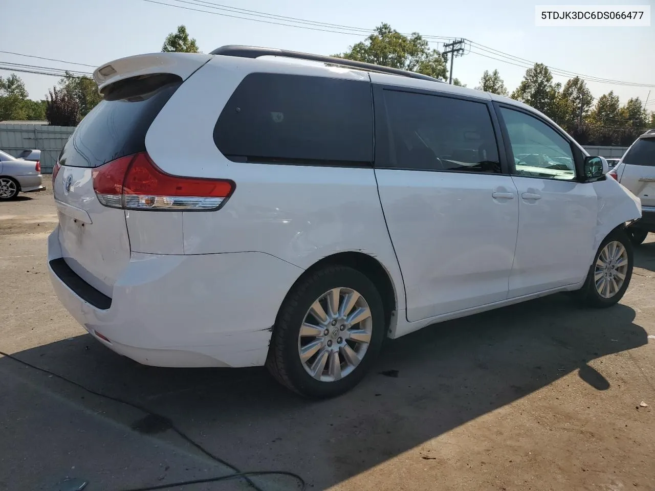 5TDJK3DC6DS066477 2013 Toyota Sienna Le