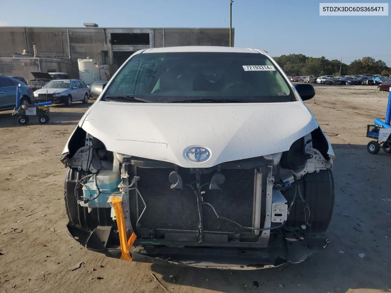 5TDZK3DC6DS365471 2013 Toyota Sienna