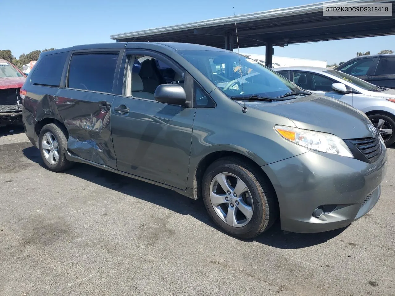 2013 Toyota Sienna VIN: 5TDZK3DC9DS318418 Lot: 72292584