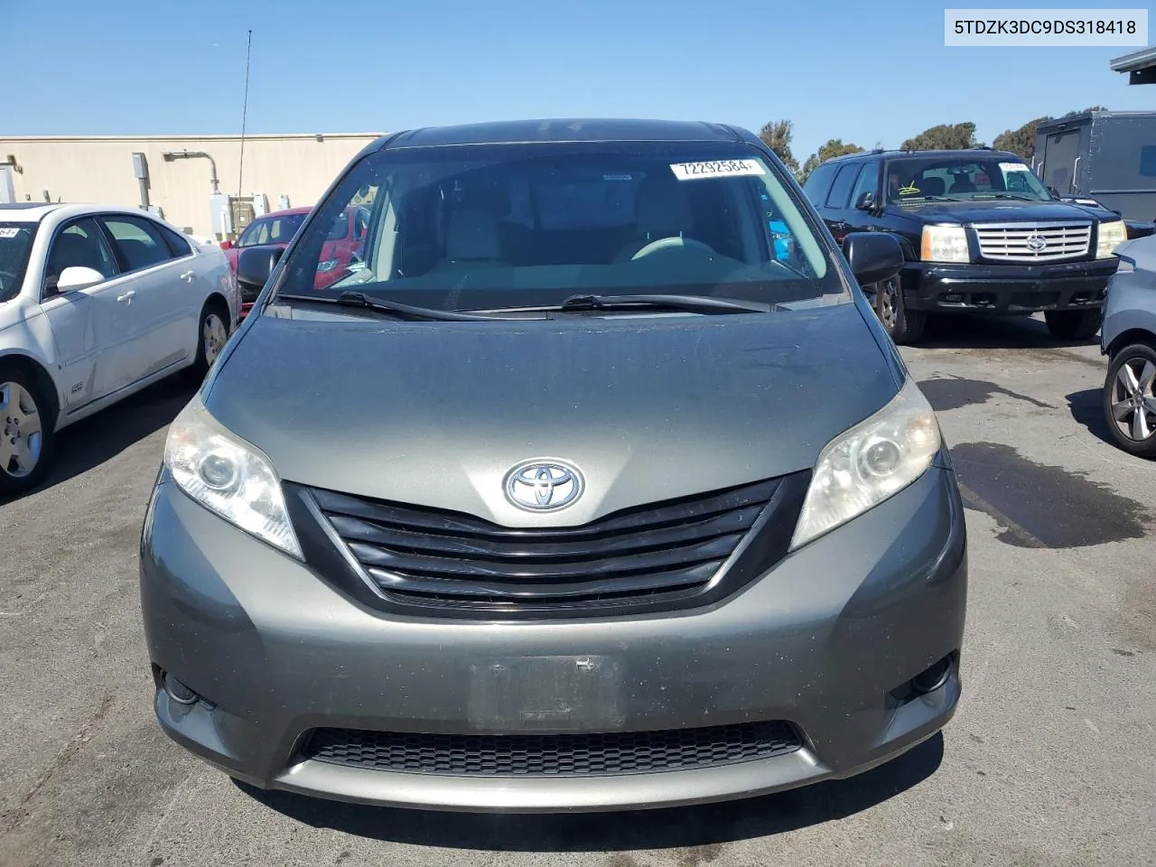 2013 Toyota Sienna VIN: 5TDZK3DC9DS318418 Lot: 72292584