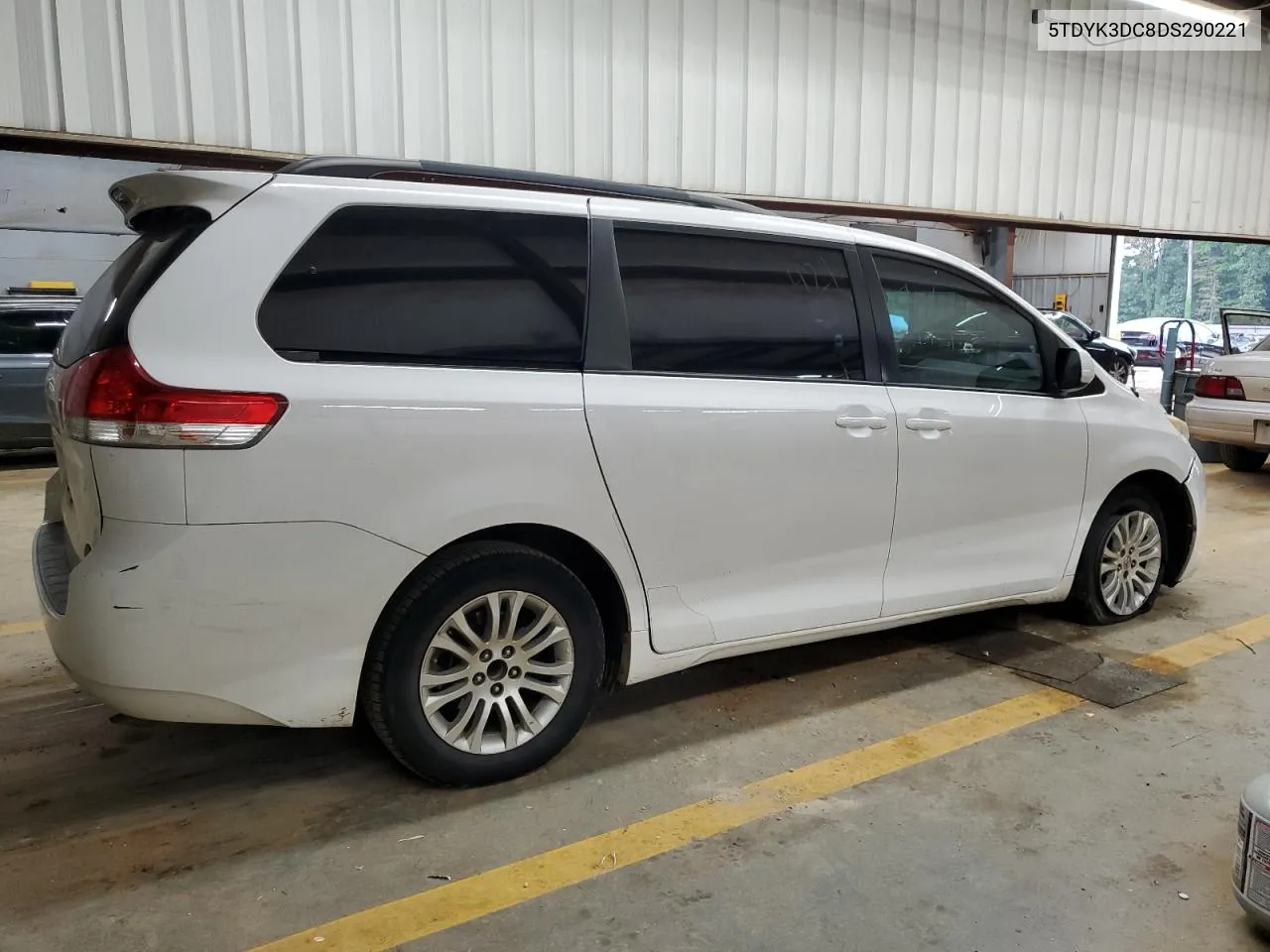 2013 Toyota Sienna Xle VIN: 5TDYK3DC8DS290221 Lot: 72394944