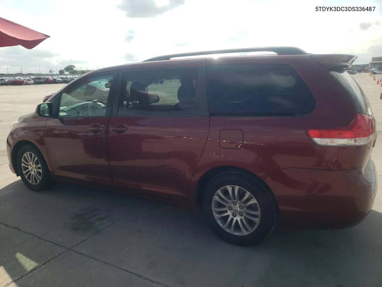 2013 Toyota Sienna Xle VIN: 5TDYK3DC3DS336487 Lot: 72552064