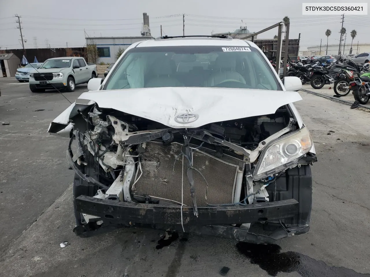 5TDYK3DC5DS360421 2013 Toyota Sienna Xle