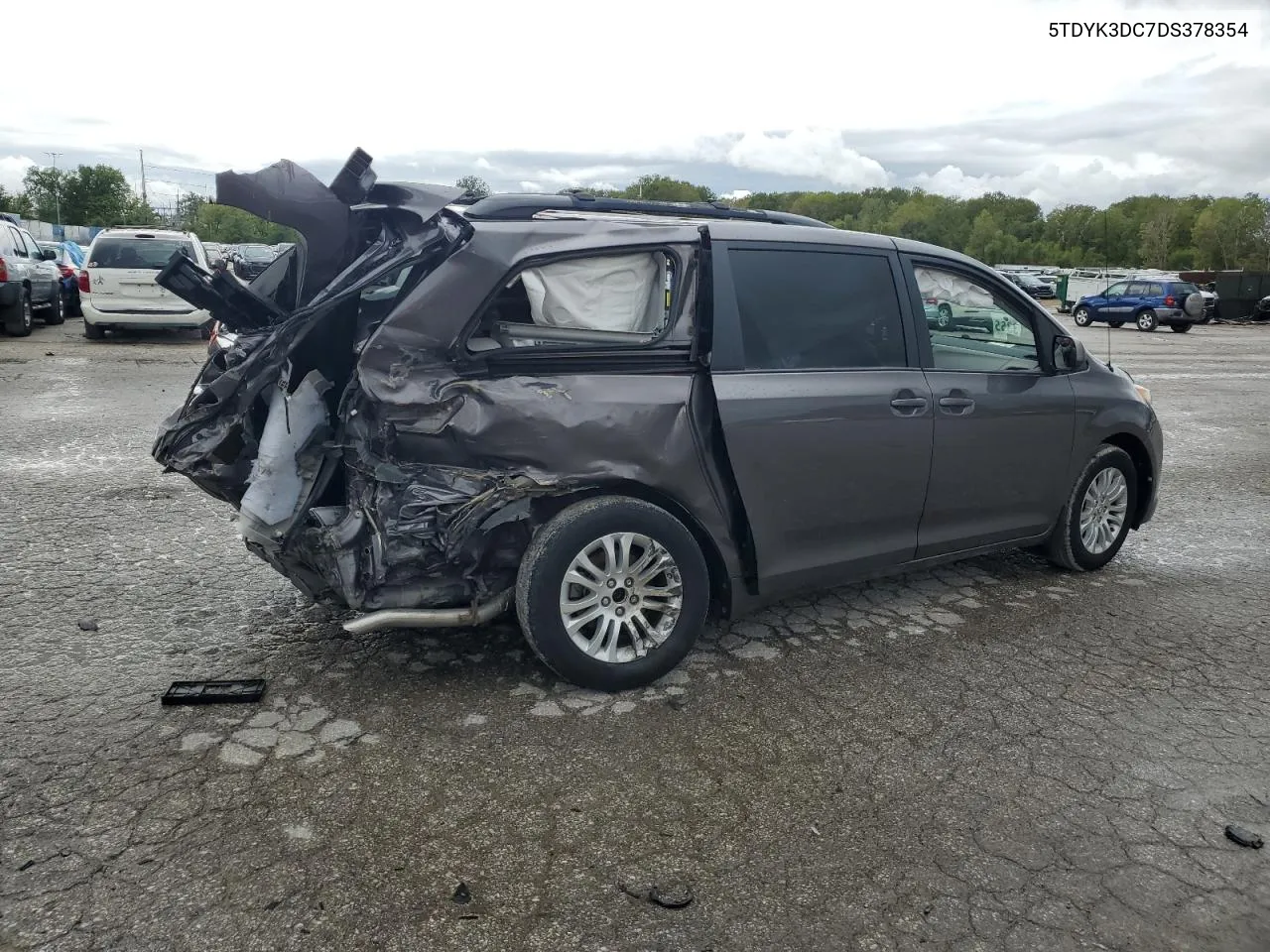 2013 Toyota Sienna Xle VIN: 5TDYK3DC7DS378354 Lot: 72763274