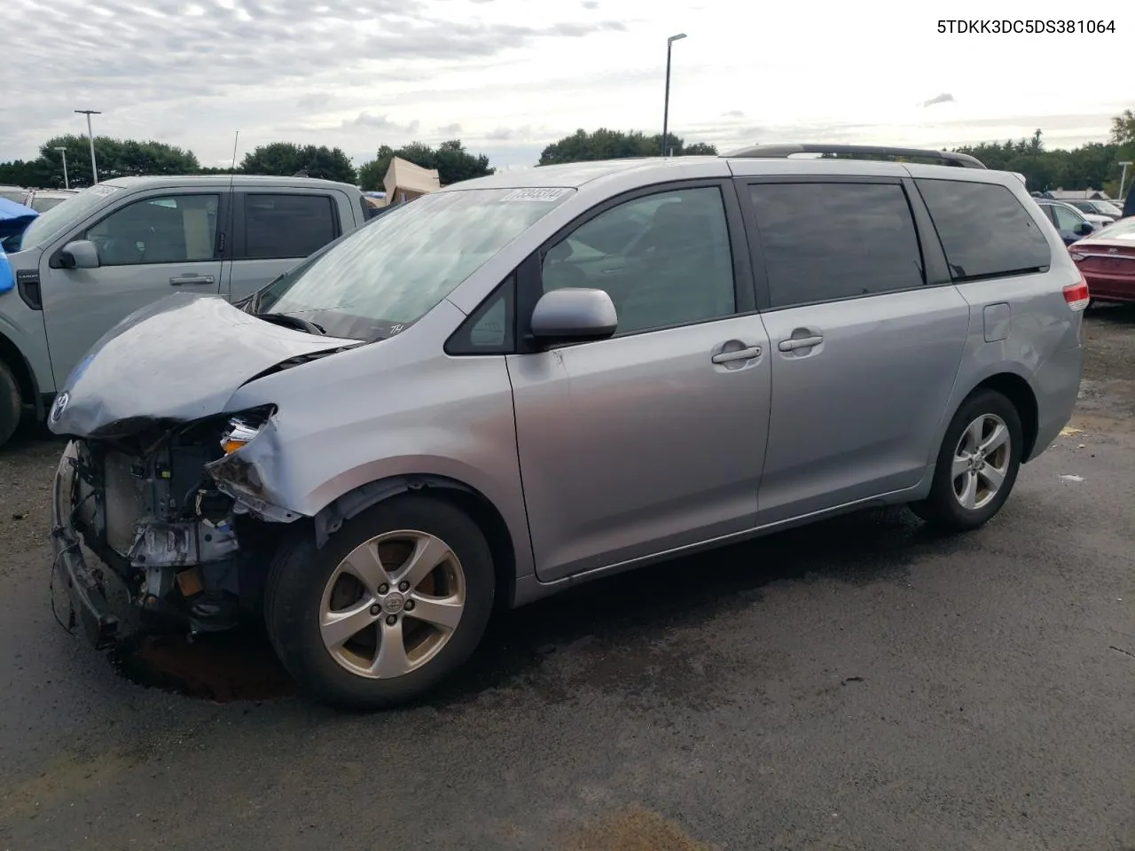 5TDKK3DC5DS381064 2013 Toyota Sienna Le