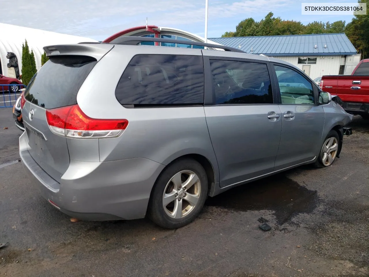 2013 Toyota Sienna Le VIN: 5TDKK3DC5DS381064 Lot: 73345314