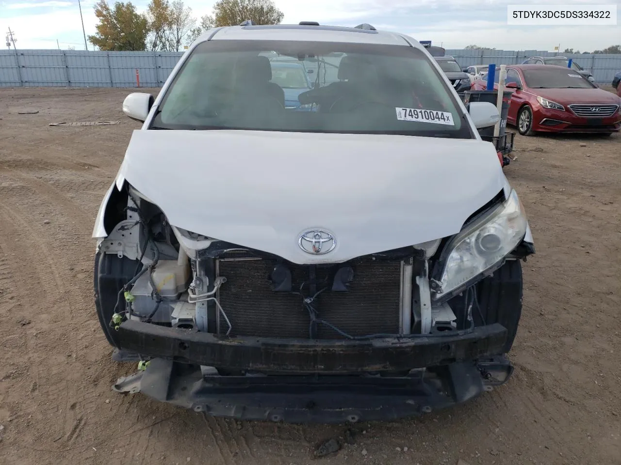 2013 Toyota Sienna Xle VIN: 5TDYK3DC5DS334322 Lot: 74910044