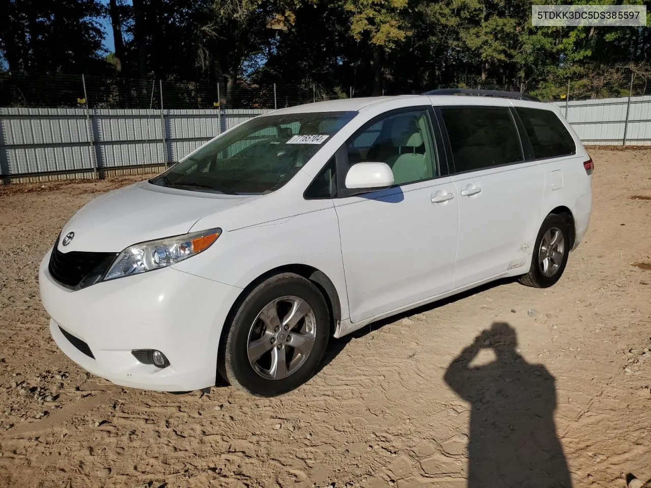 2013 Toyota Sienna Le VIN: 5TDKK3DC5DS385597 Lot: 77165104