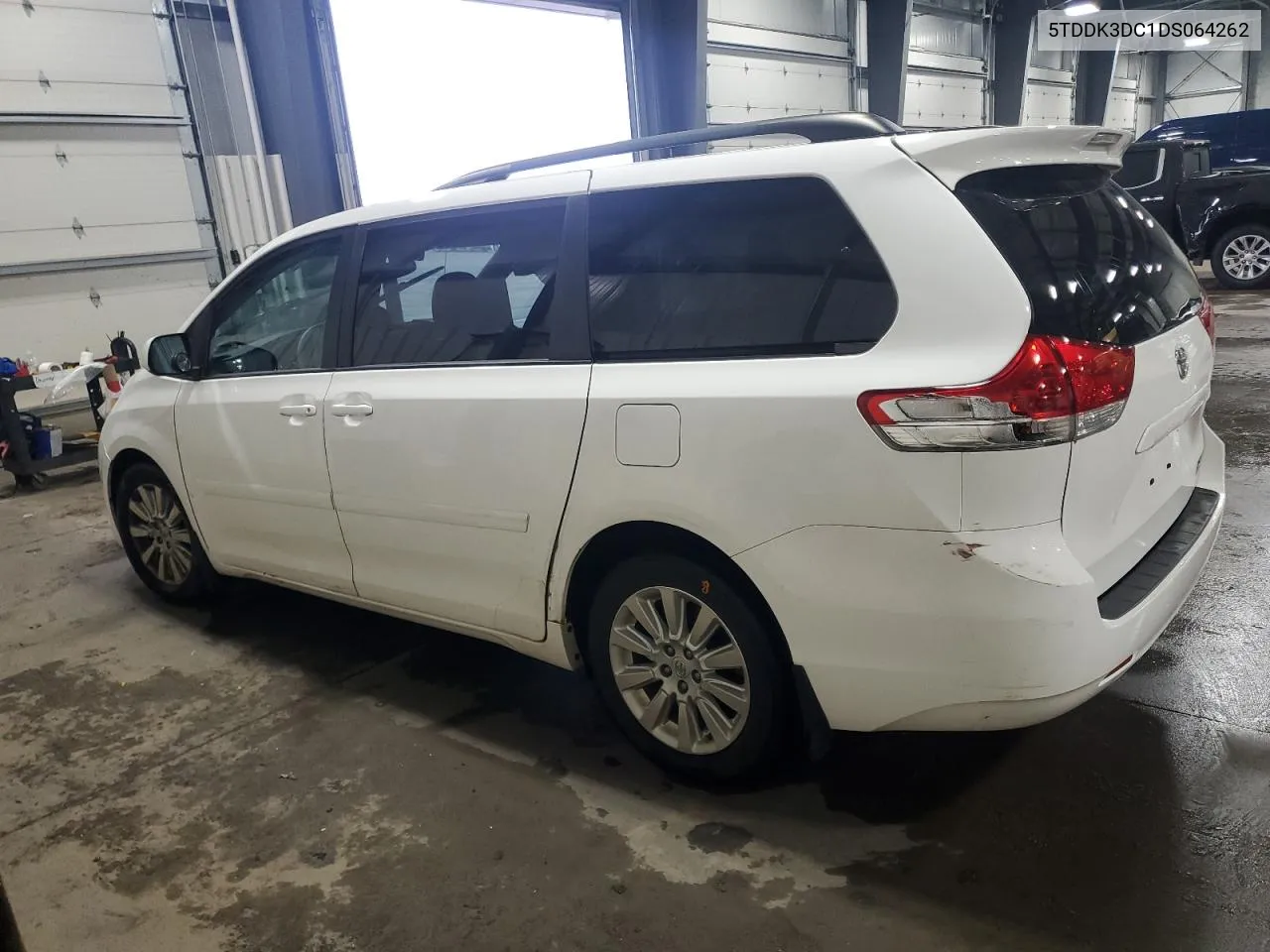 2013 Toyota Sienna Xle VIN: 5TDDK3DC1DS064262 Lot: 79689334