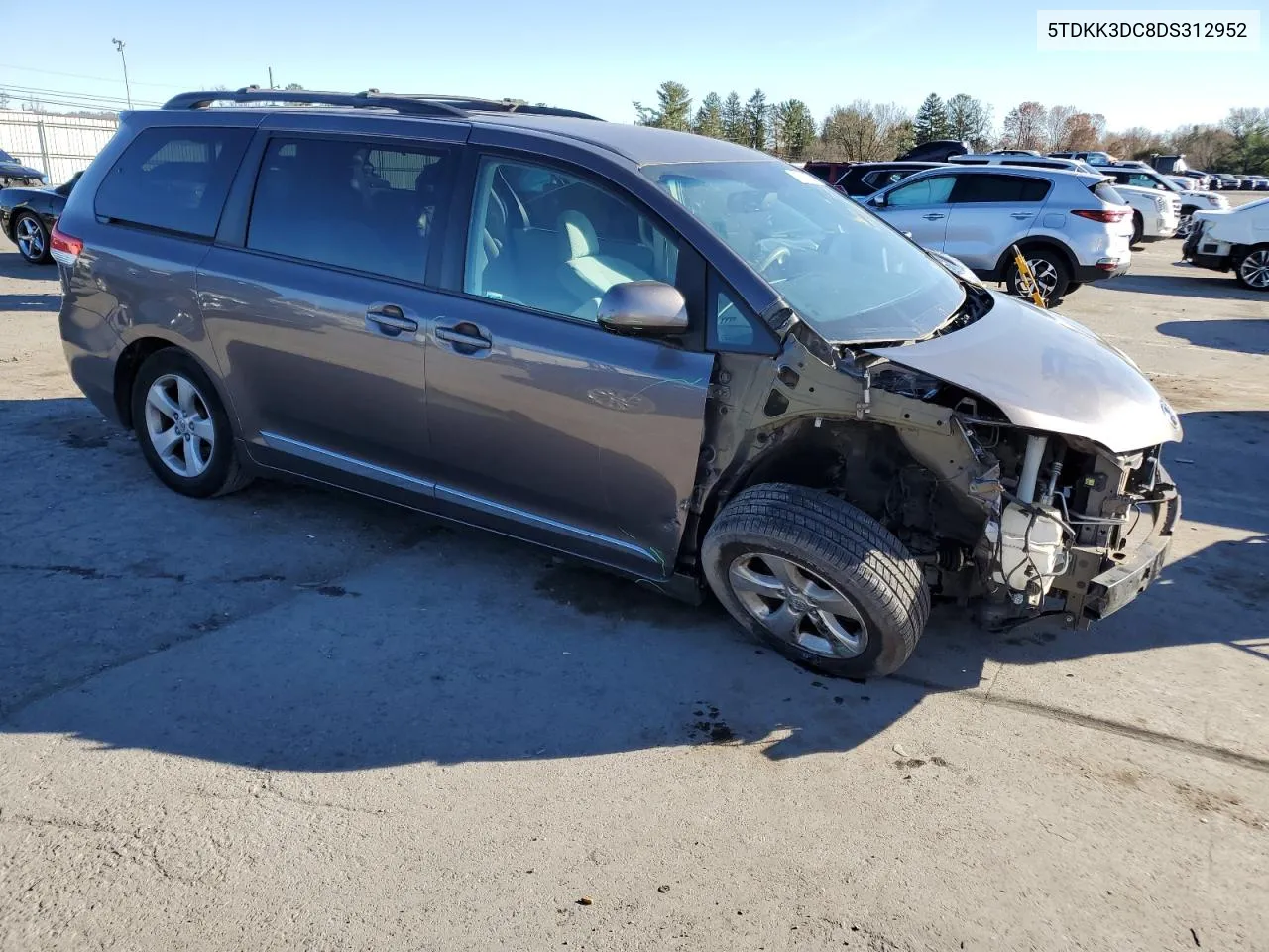 5TDKK3DC8DS312952 2013 Toyota Sienna Le