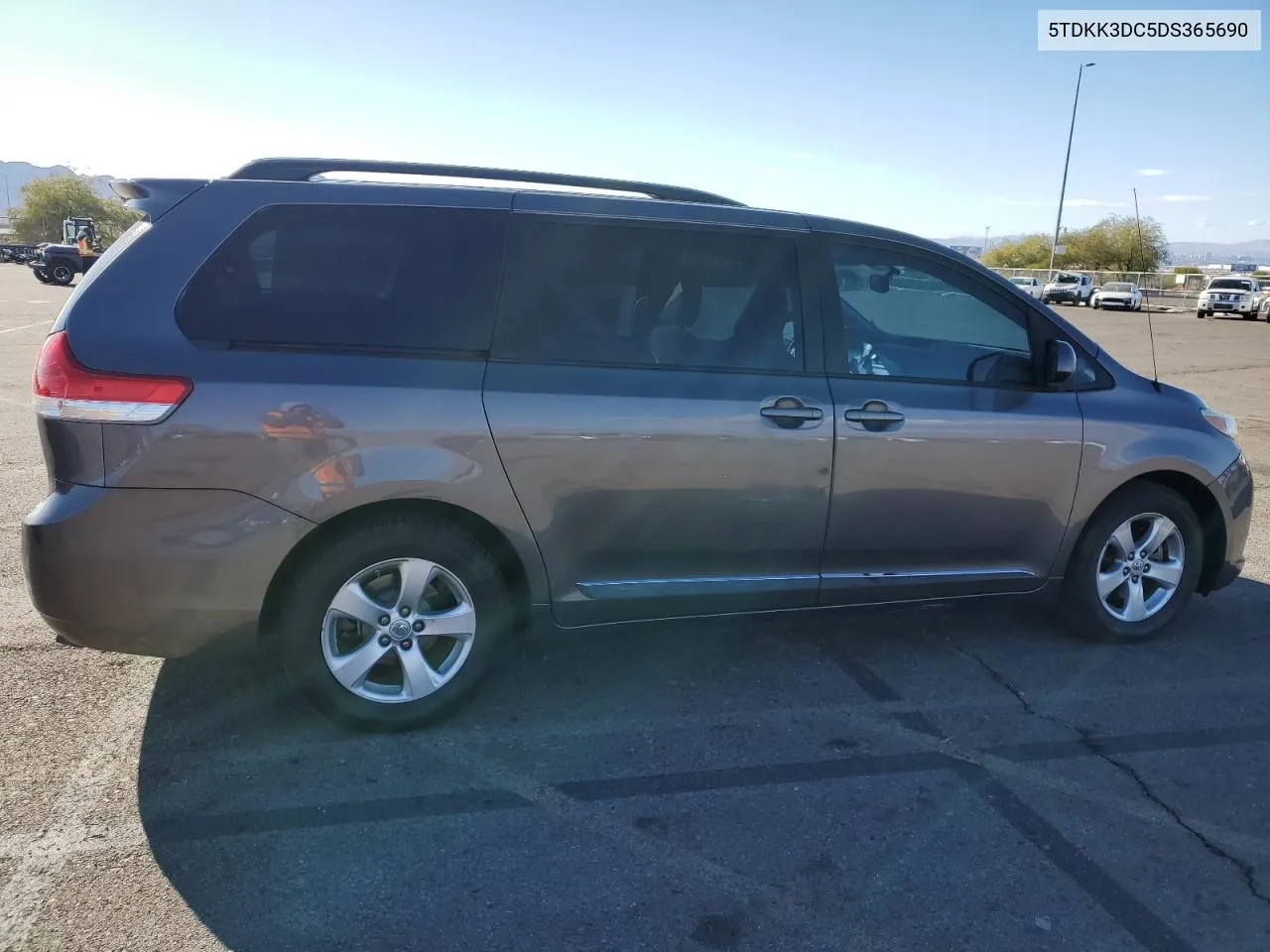 2013 Toyota Sienna Le VIN: 5TDKK3DC5DS365690 Lot: 80957684