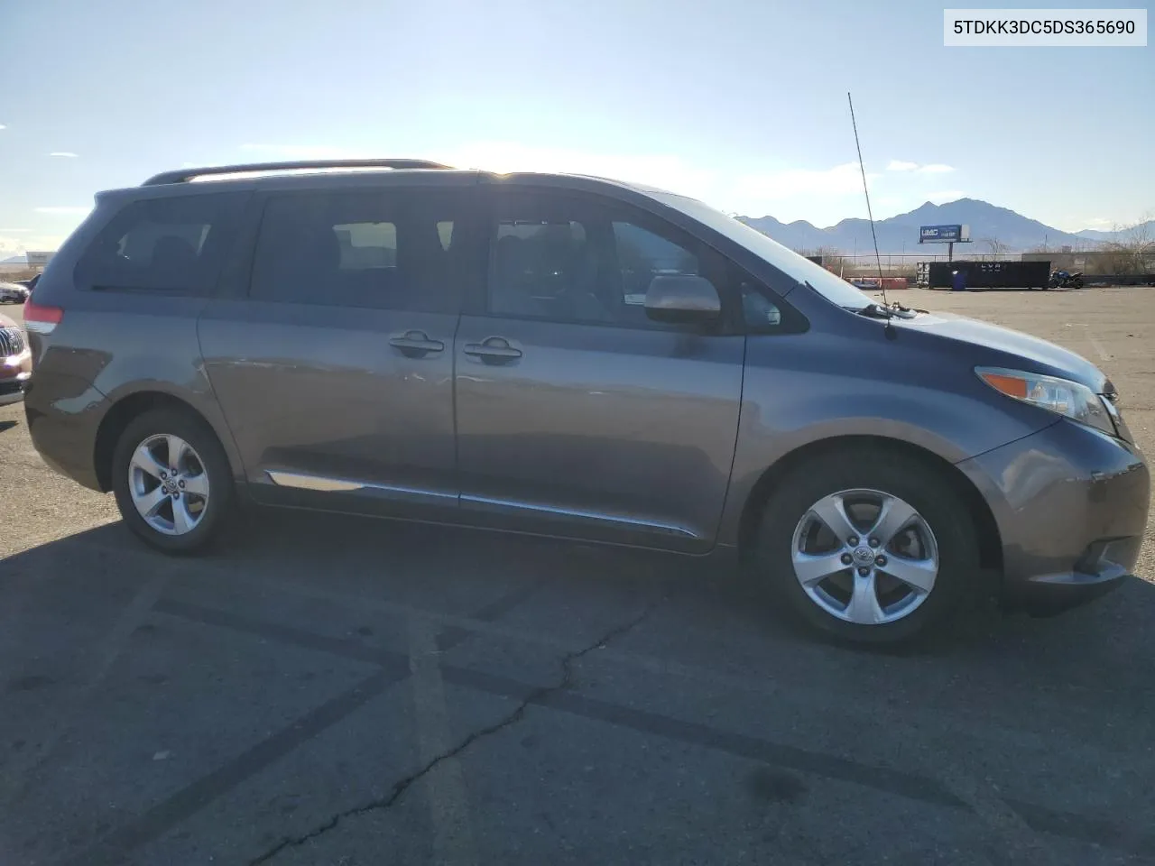 2013 Toyota Sienna Le VIN: 5TDKK3DC5DS365690 Lot: 80957684