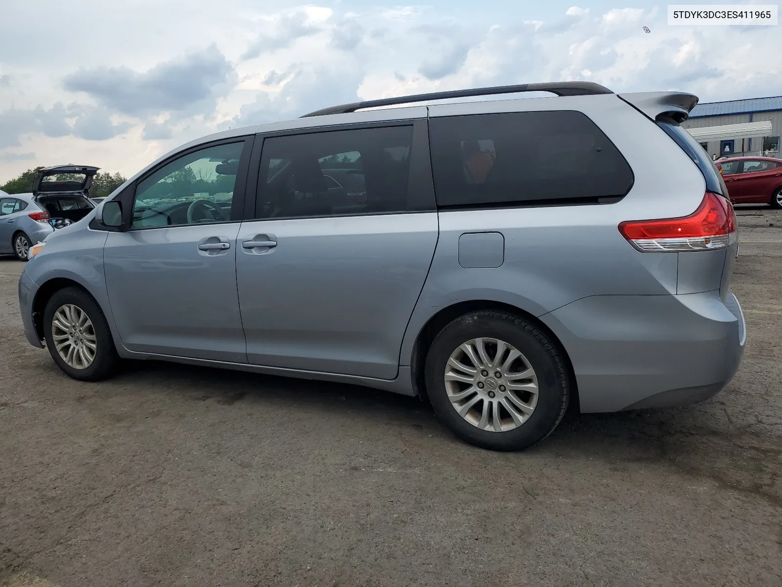 2014 Toyota Sienna Xle VIN: 5TDYK3DC3ES411965 Lot: 66187294