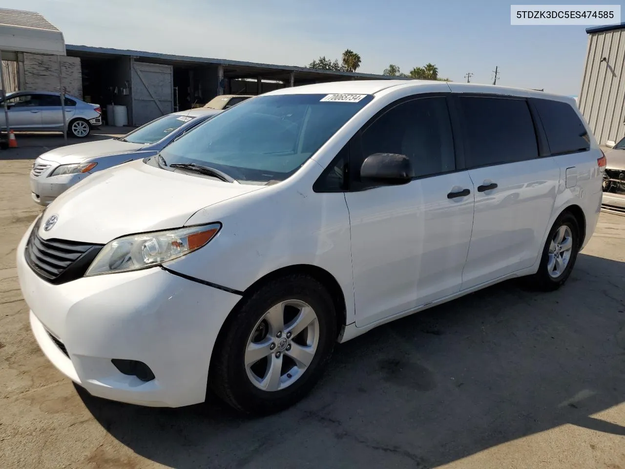 2014 Toyota Sienna VIN: 5TDZK3DC5ES474585 Lot: 70065734