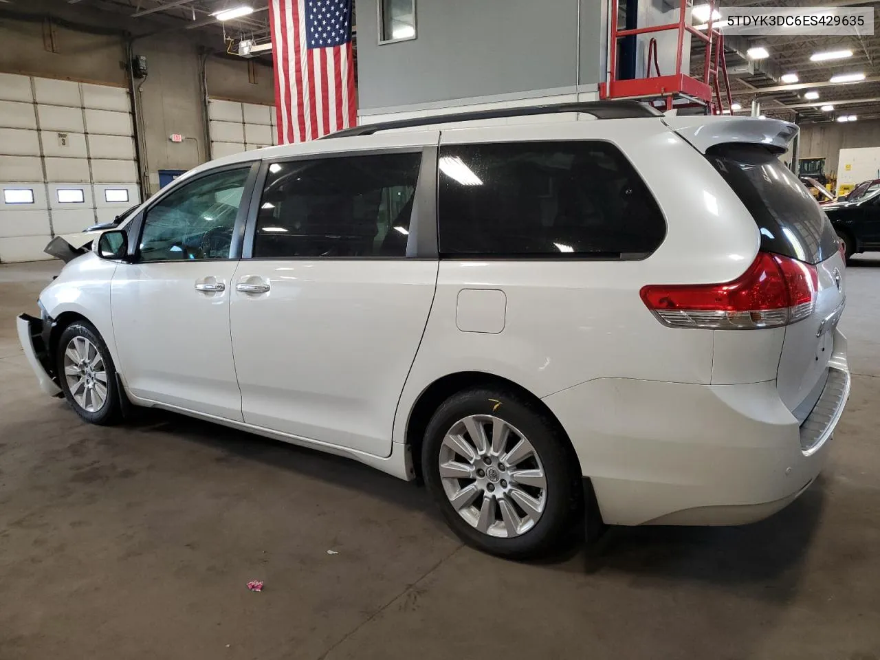 2014 Toyota Sienna Xle VIN: 5TDYK3DC6ES429635 Lot: 71353874